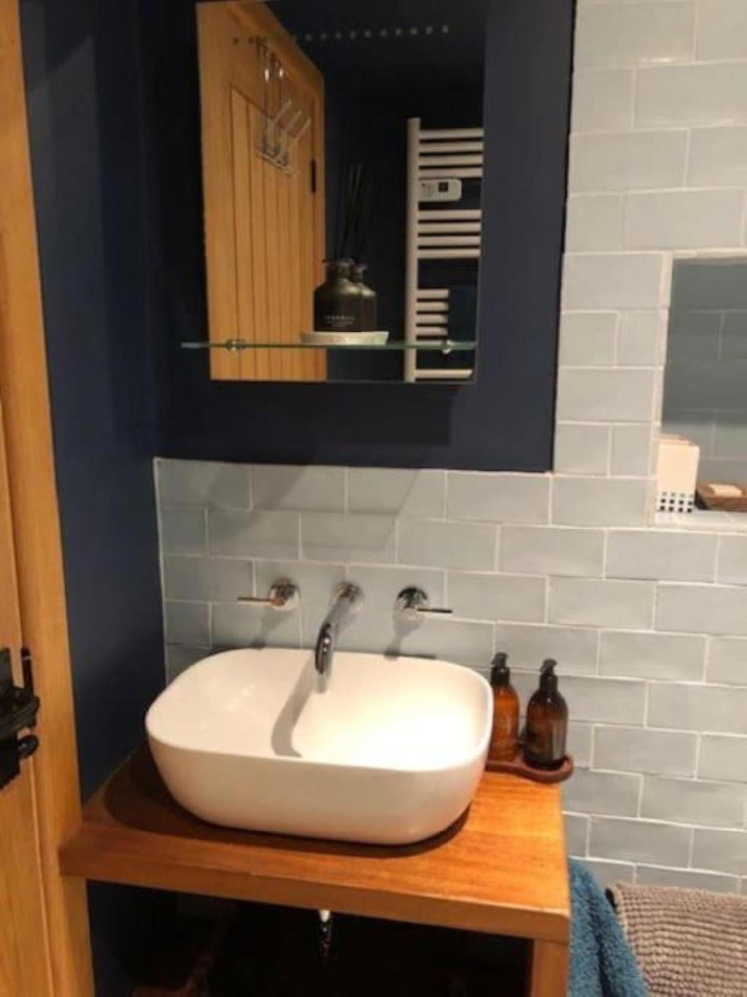 Bank Cottage Studio - Luxury Cotswolds Haven For Two Shipston-on-Stour Buitenkant foto